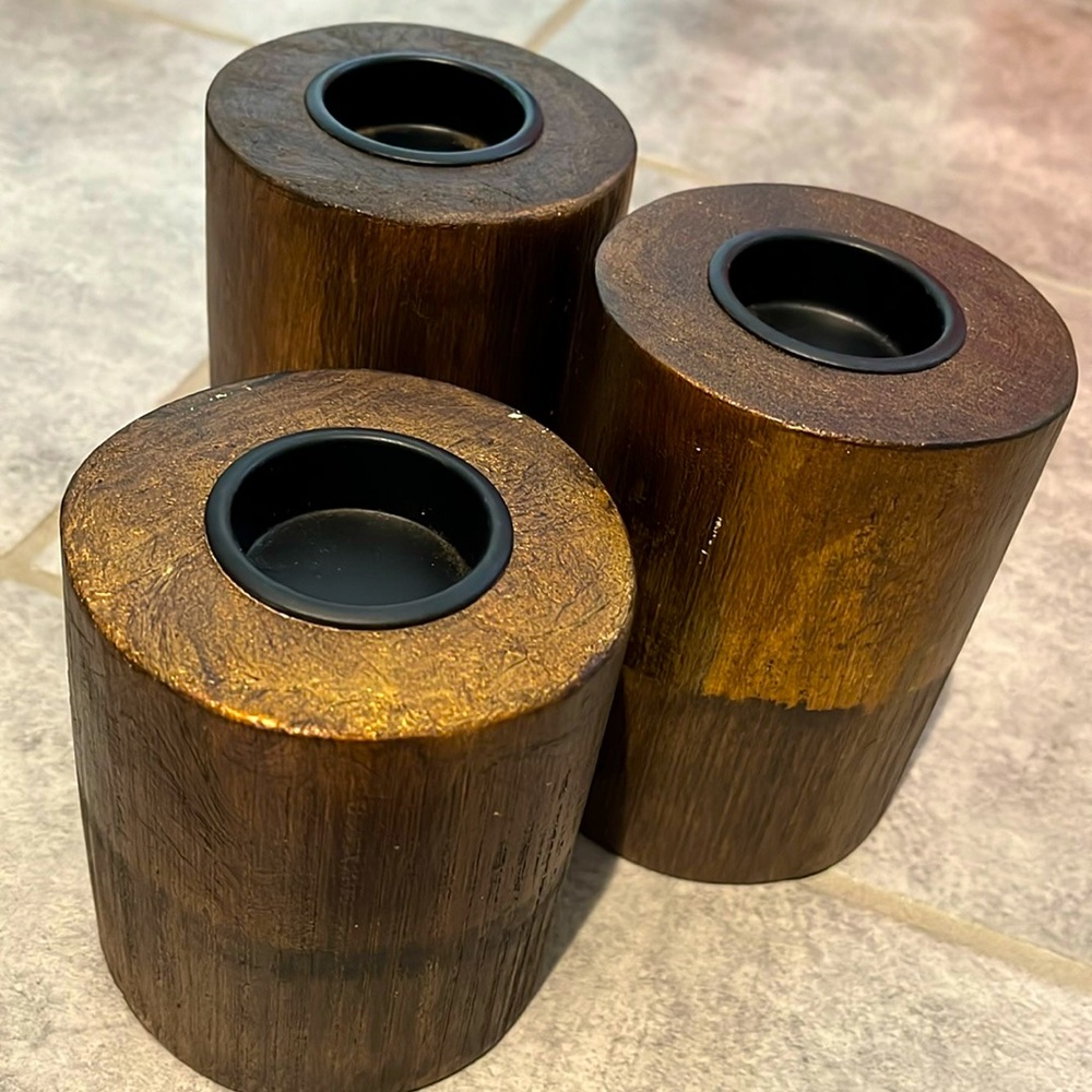 NWT Set of 3 Tea Light Holders